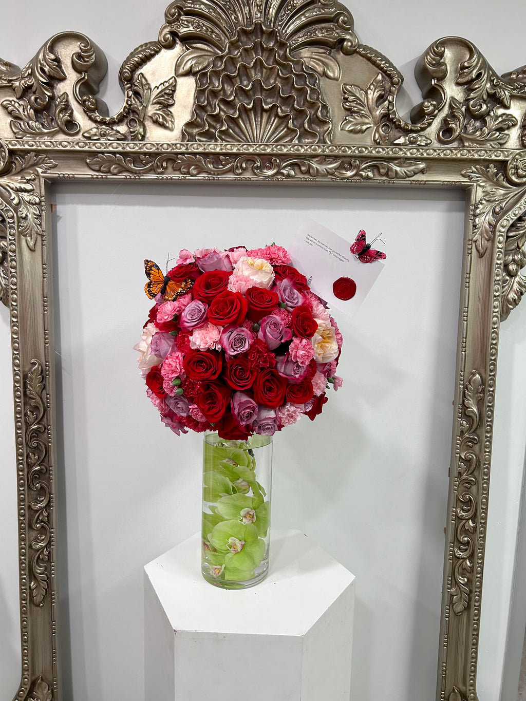 P91F Orchid Vase